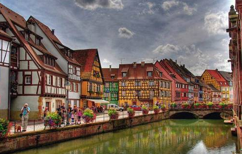 Khám Phá Những Thành Phố Cổ Đẹp Nhất Châu Âu