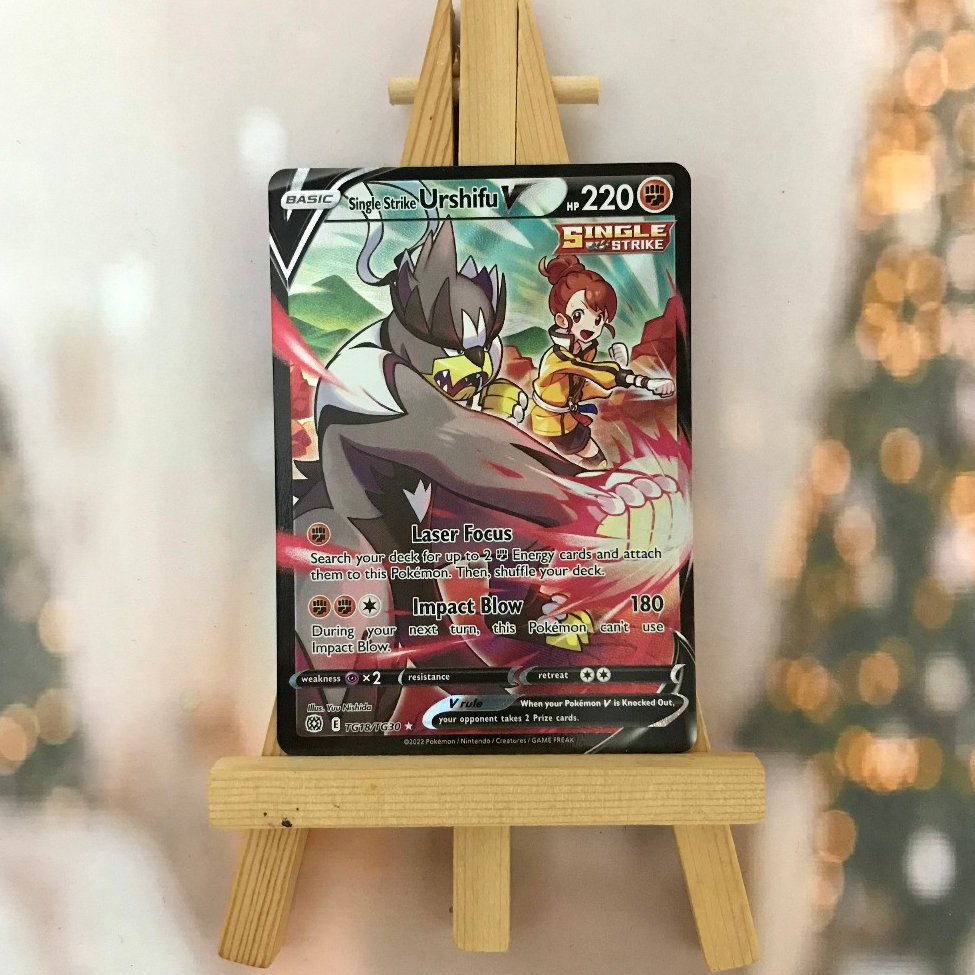 Thẻ hình Pokemon Single Strike Urshifu V TG18/TG30 - Lá bài lẻ Ultra Rare tiếng Anh chính hãng