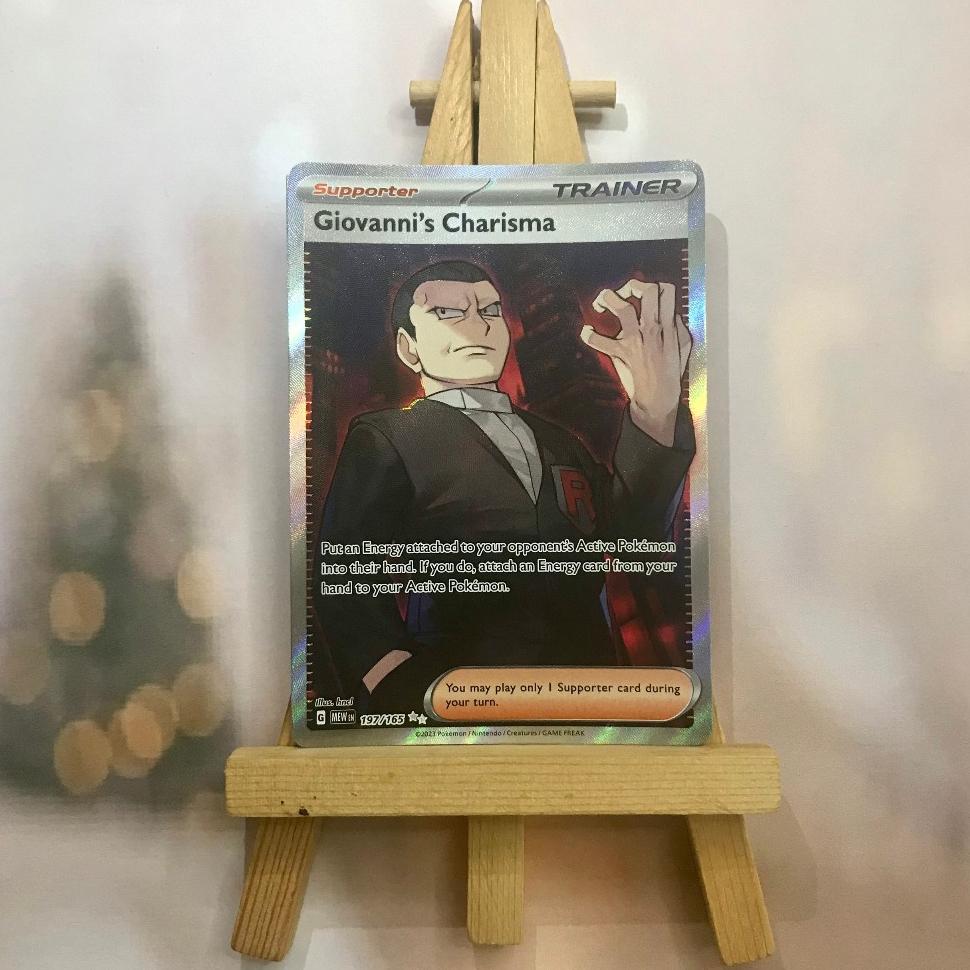 Thẻ hình Pokemon Giovanni's Charisma 197/165 - Lá bài lẻ Scarlet & Violet 151 Full Art Secret Rare tiếng Anh chính hãng