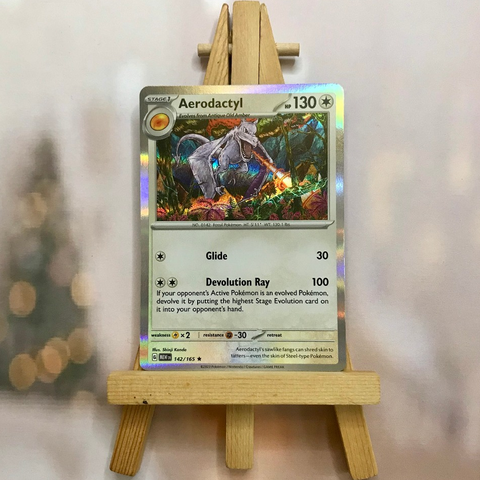 Thẻ hình Pokemon Aerodactyl 142/165 - Lá bài Scarlet & Violet 151 Holo Rare Reverse Holo tiếng Anh chính hãng