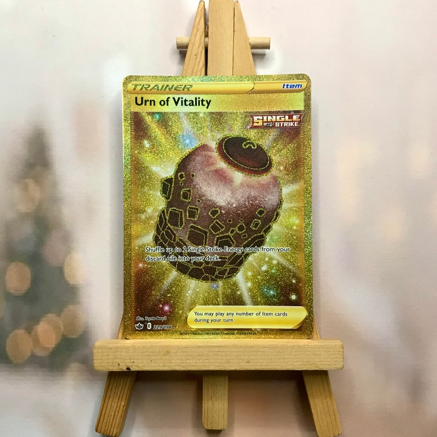 Thẻ hình Pokemon Urn of Vitality 229/198 - Lá bài lẻ Secret Rare tiếng Anh chính hãng
