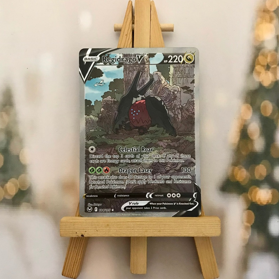 Thẻ hình Pokemon Regidrago V 184/195 - Lá bài lẻ Silver Tempest Alternate Art Ultra Rare tiếng Anh chính hãng