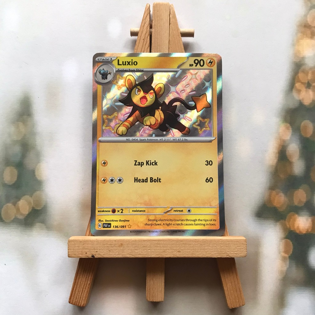 Thẻ hình Pokemon Luxio 136/091 - Lá bài lẻ Paldean Fates Shiny Rare tiếng Anh chính hãng