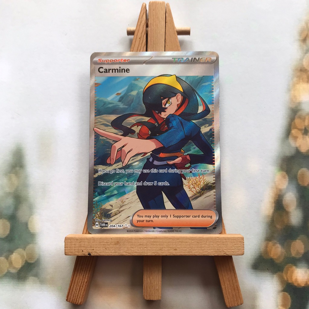Thẻ hình Pokemon Carmine 204/167 - Lá bài Scarlet&Violet Twilight Masquerade Full Art Secret Rare tiếng Anh chính hãng