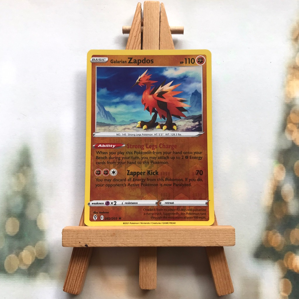 Thẻ hình Pokemon Galarian Zapdos 082/203 - Lá bài Sword & Shield: Evolving Skies Rare Reverse Holo tiếng Anh chính hãng