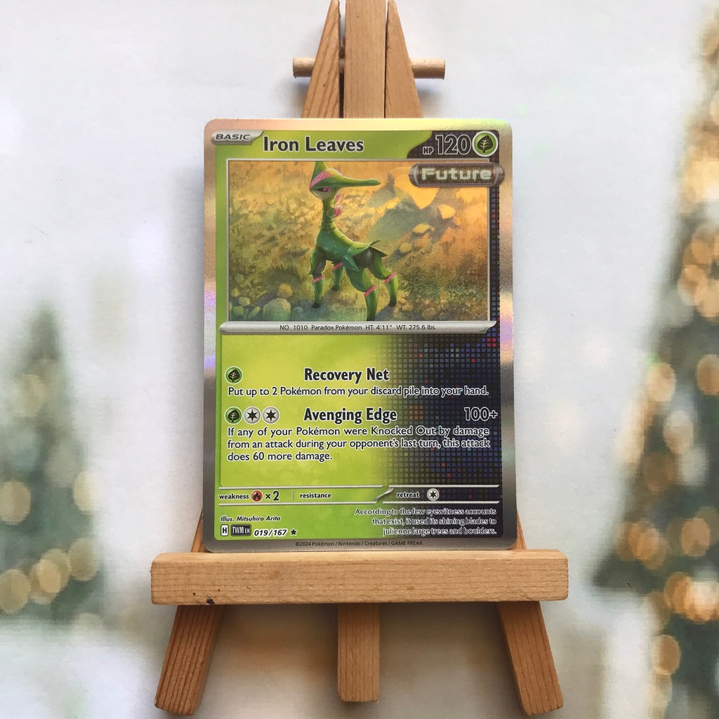 Thẻ Pokemon Iron Leaves 019/167 - Lá bài Scarlet&Violet Twilight Masquerade Holo Rare Reverse Holo tiếng Anh chính hãng