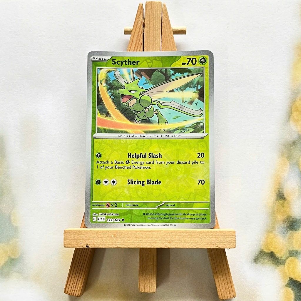 Thẻ hình Pokemon Scyther 123/165 - Lá bài lẻ Scarlet & Violet 151 Uncomon Reverse Holo tiếng Anh chính hãng