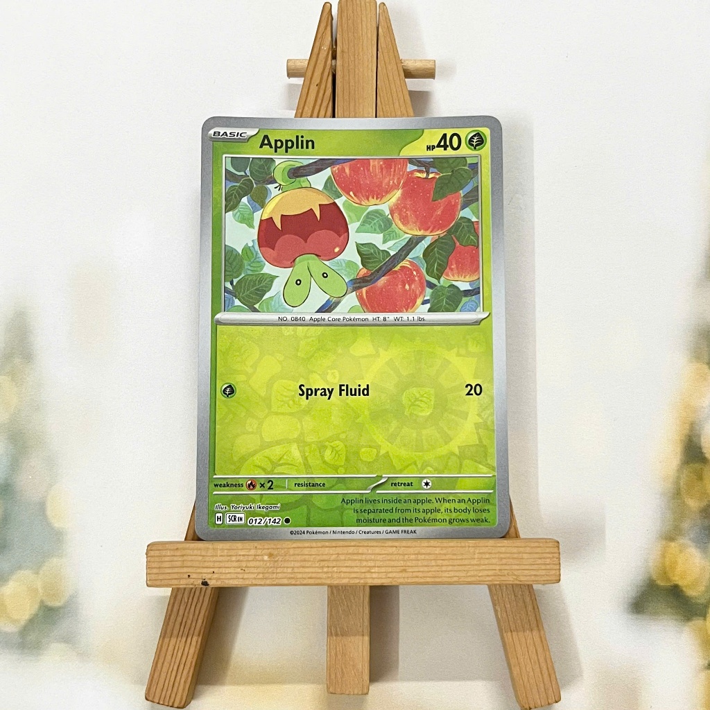 Thẻ hình Pokemon Applin 012/142 - Lá bài lẻ Stellar Crown Common Reverse Holo tiếng Anh chính hãng