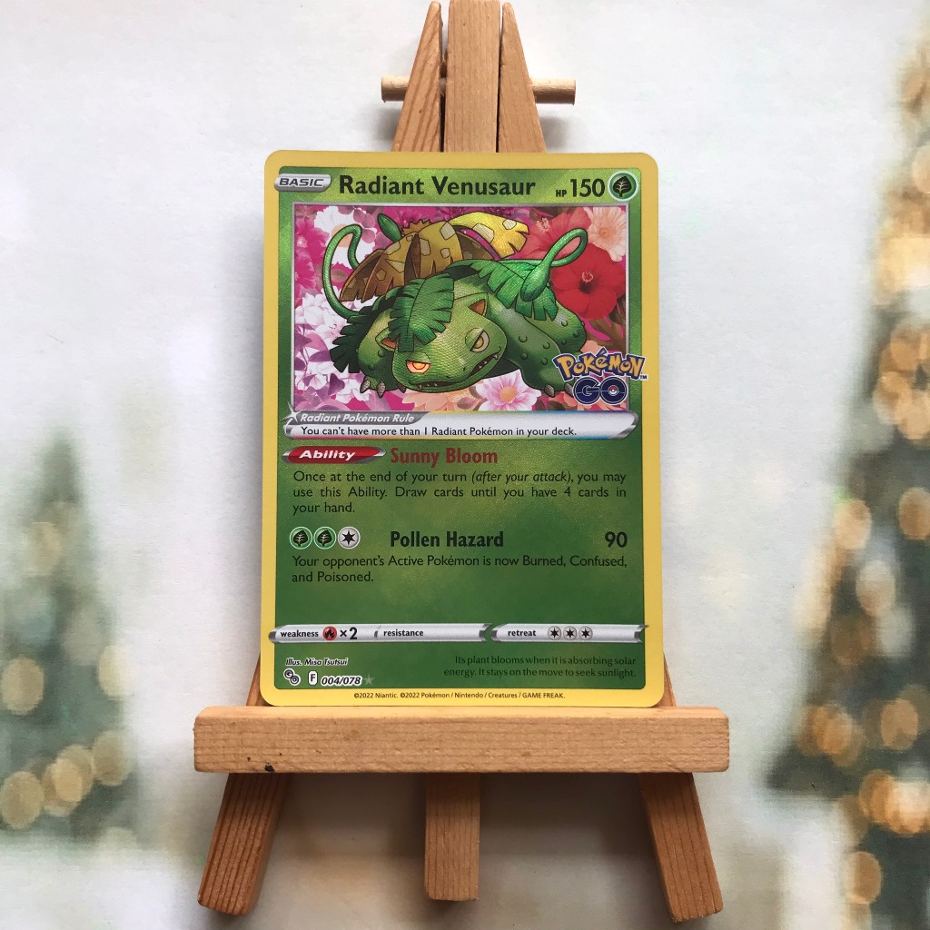 Thẻ hình Pokemon Radiant Venusaur 004/078 - Lá bài Sword & Shield Pokemon Go Radiant Rare tiếng Anh chính hãng