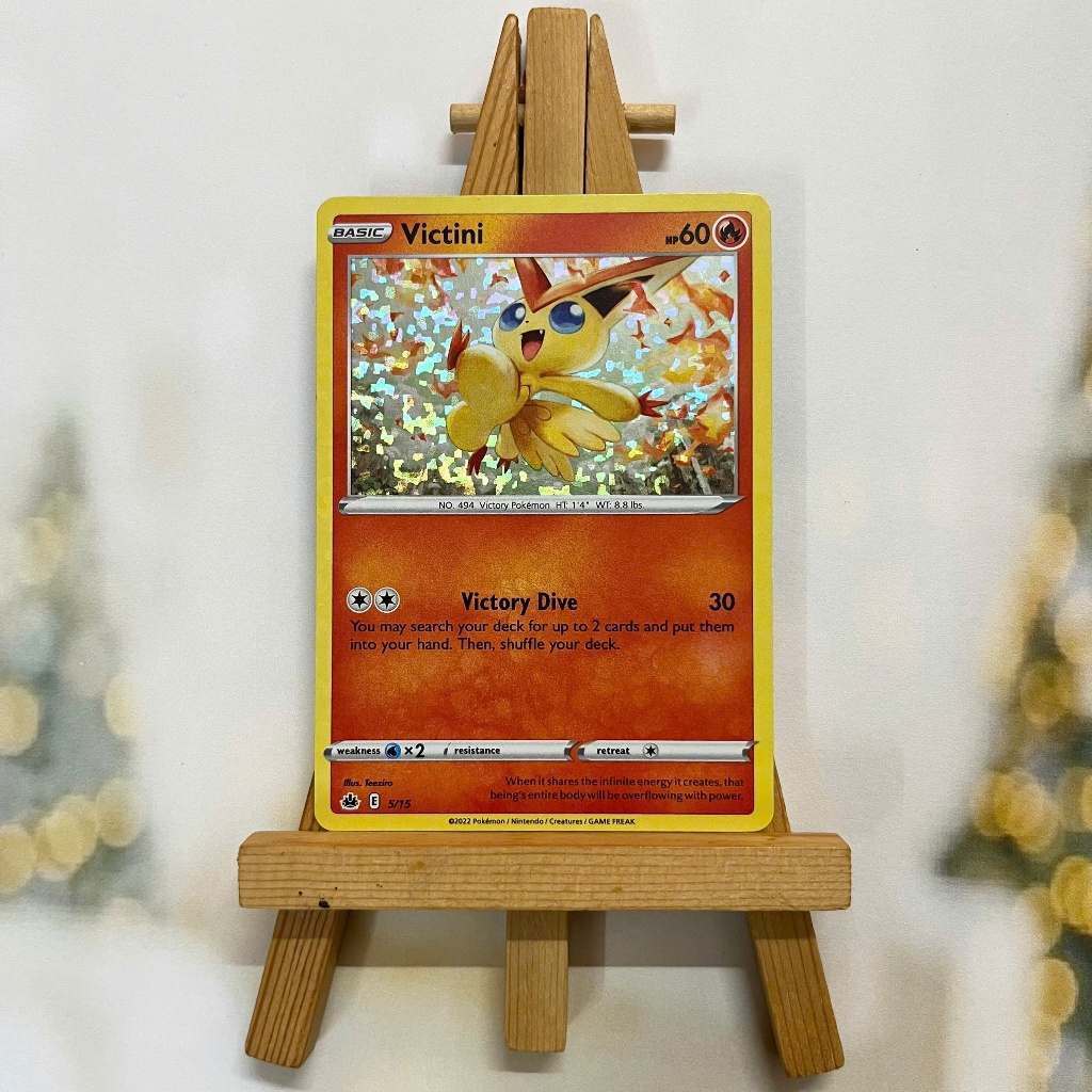 Thẻ hình Pokemon Victini 5/15 - Lá bài lẻ 2022 McDonald's Holo Promo tiếng Anh chính hãng