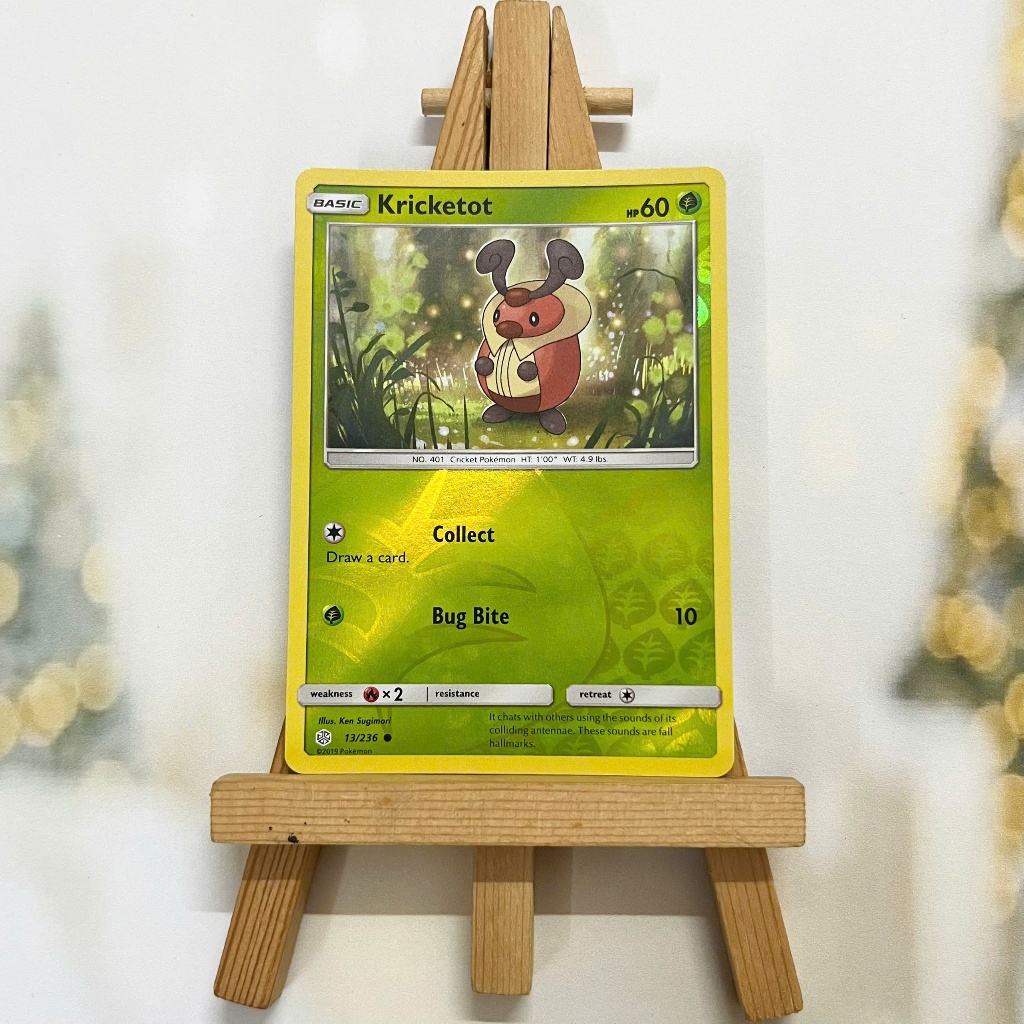 Thẻ hình Pokemon Kricketot 13/236 - Lá bài lẻ Sun & Moon Cosmic Eclipse Common Reverse Holo tiếng Anh chính hãng