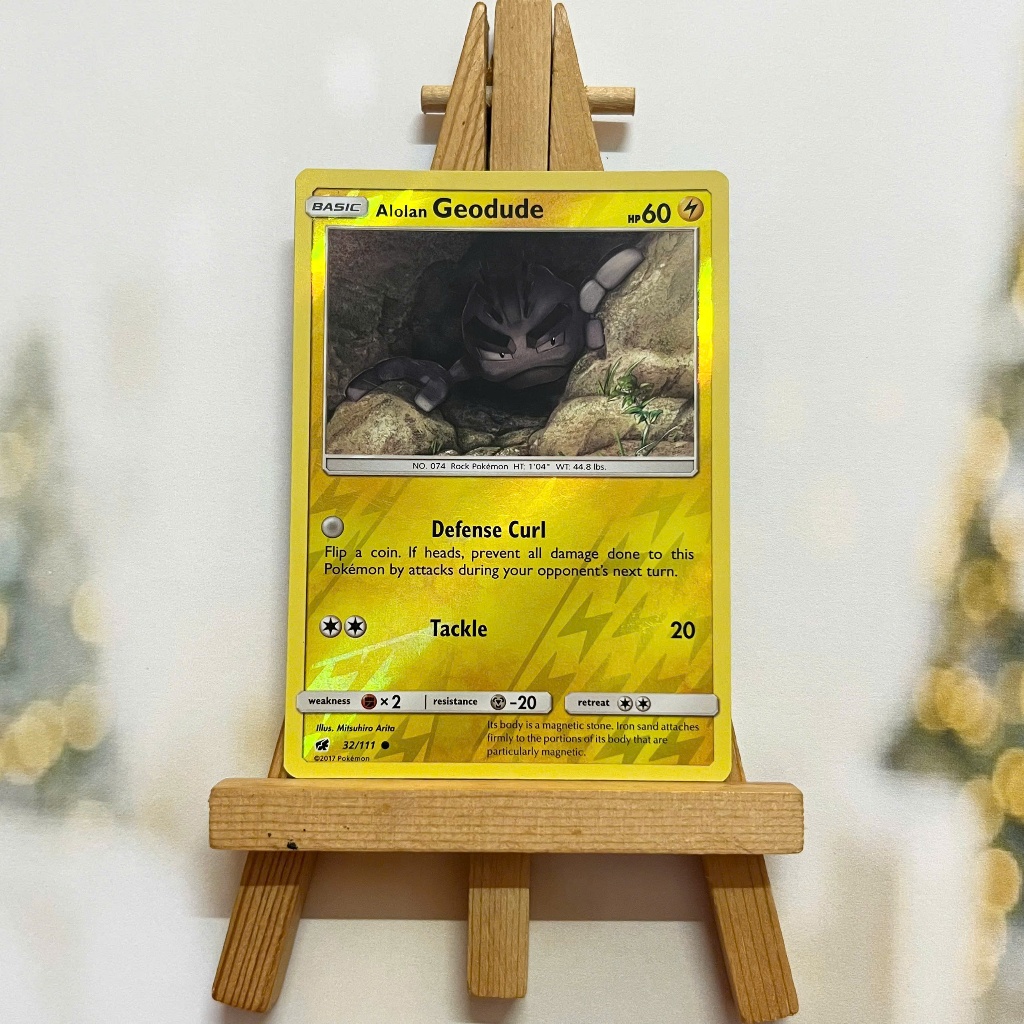Thẻ hình Pokemon Alolan Geodude 32/111 - Lá bài lẻ Sun & Moon Crimson Invasion Common Reverse Holo tiếng Anh chính hãng