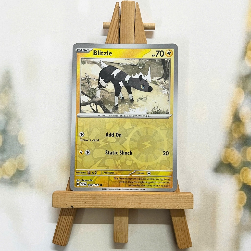 Thẻ hình Pokemon Blitzle 062/191 - Lá bài lẻ Surging Sparks Common Reverse Holo tiếng Anh chính hãng