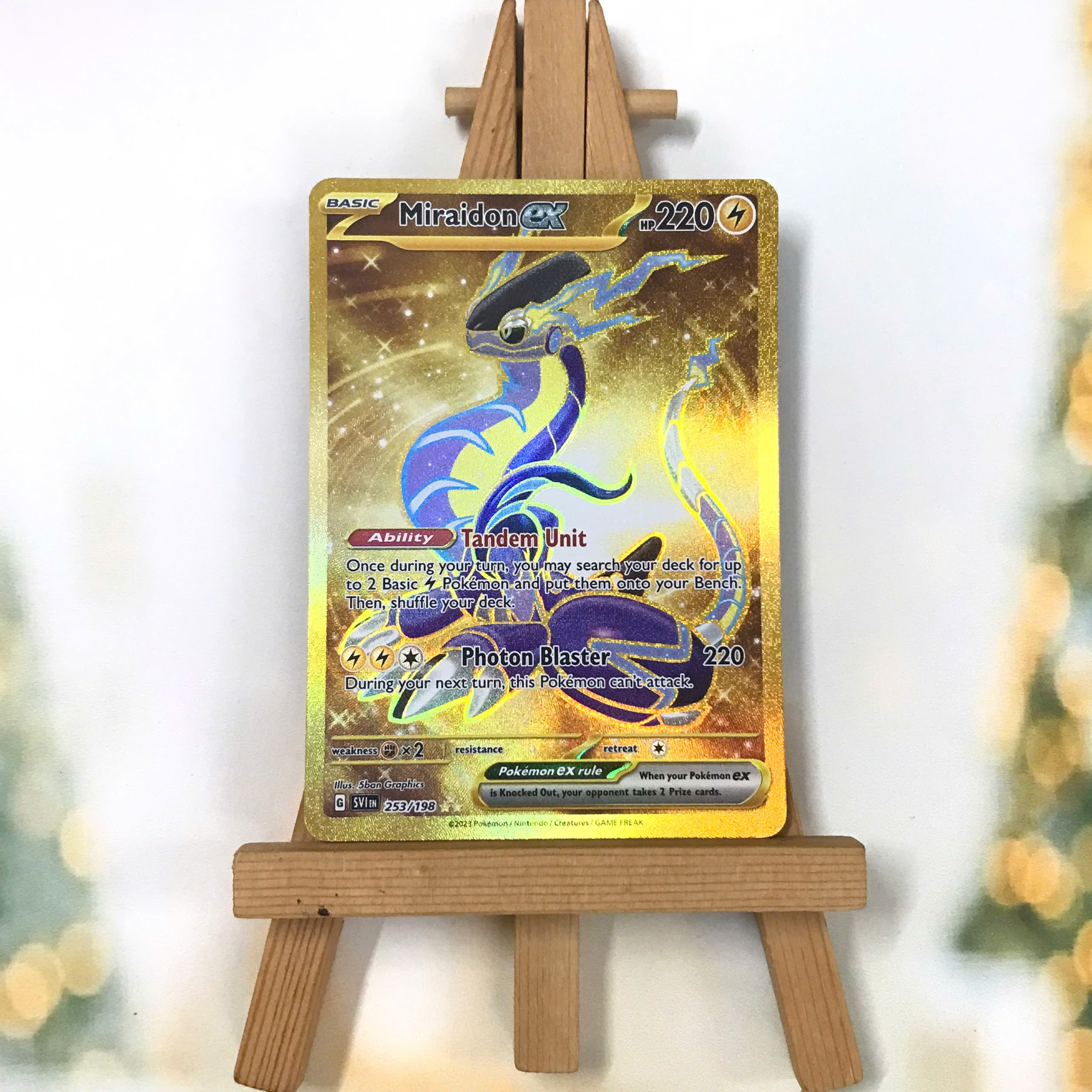 Thẻ hình Pokemon Miraidon ex 253/198 - Lá bài lẻ Scarlet & Violet Base Set Gold Secret Rare tiếng Anh chính hãng
