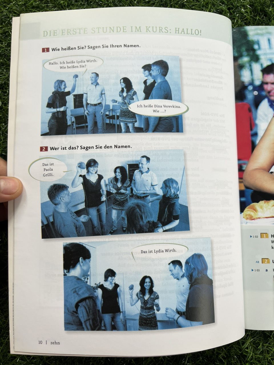 Sách Menschen A1 - Kursbuch ( Kèm APP) - Sách in offset bản mầu.