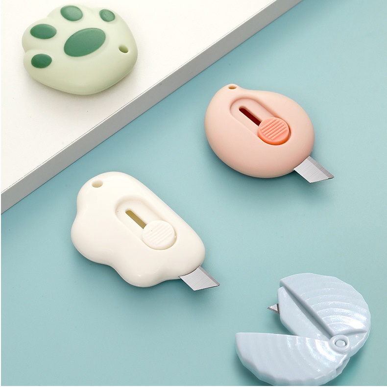 Dao rọc giấy mini kiêm móc chìa khóa nhiều hình dạng màu sắc Fasola DZ533