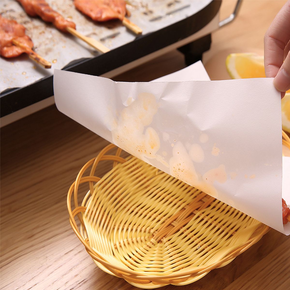 Giấy thấm dầu 50 tờ 21,8x19,7cm SH073 SH073