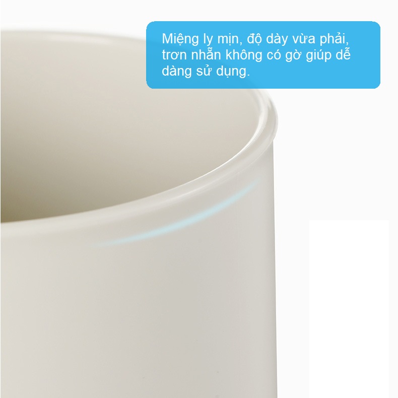 Ly nhựa có quai dung tích 400ml Fasola YF303