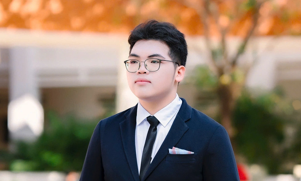 Đỗ 16 đại học Mỹ nhờ câu chuyện mộc mạc đời thực!