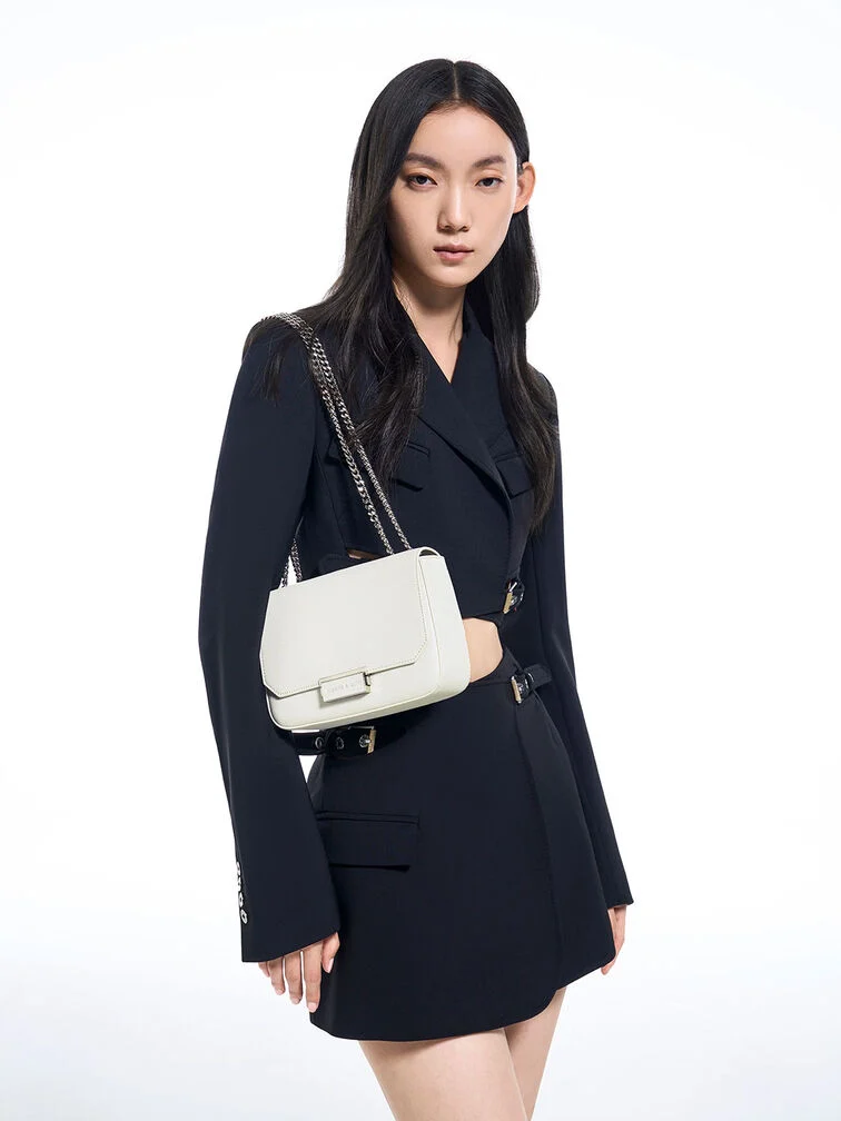 Chain Strap Square Bag