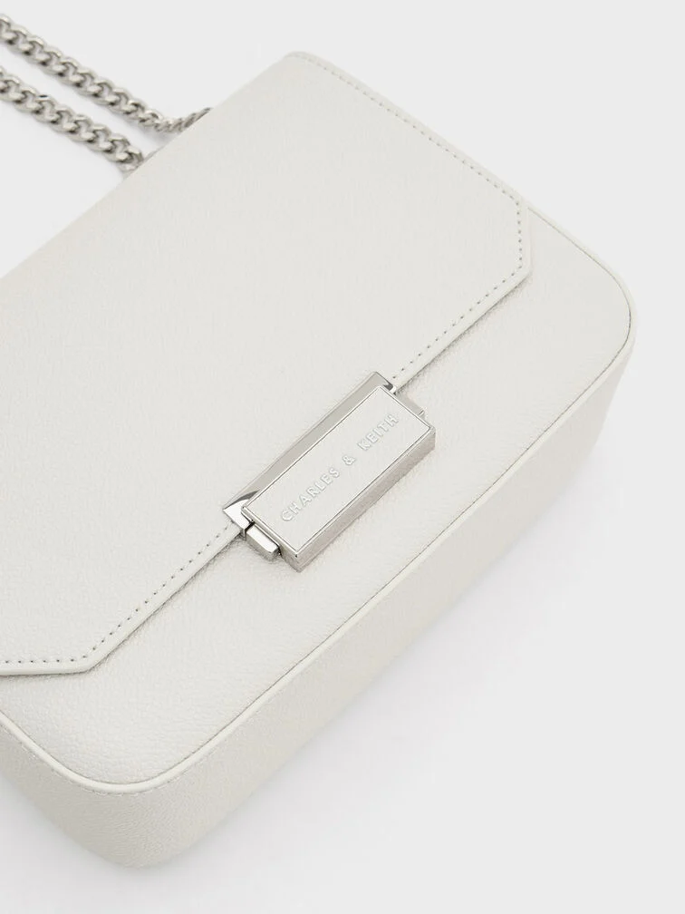 Chain Strap Square Bag