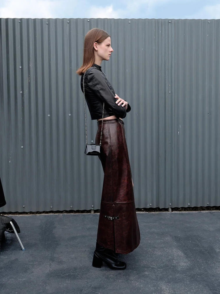Bosie Metallic Top Handle Pouch