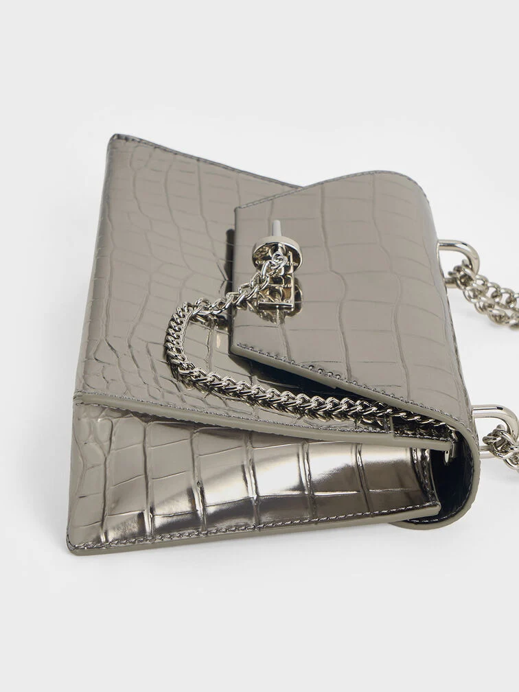 Samantha Envelope Chain-Handle Bag