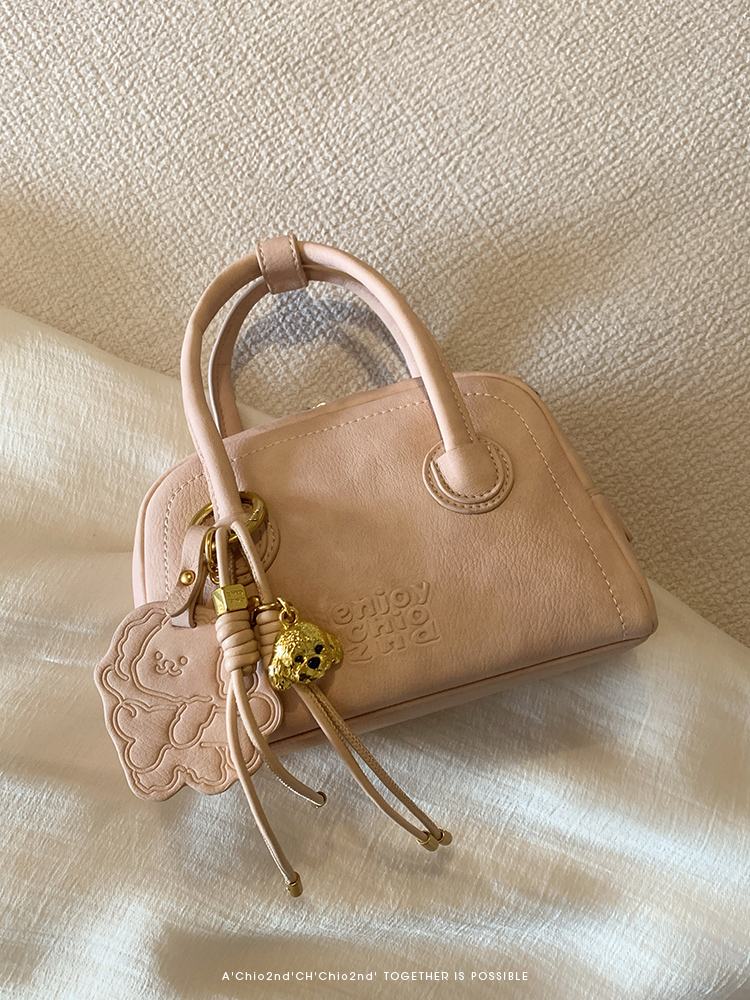 Túi xách South Wind Chio2nd Bread Puppy Jumping Clear Sky Pillow Bag