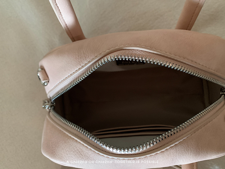 Túi xách South Wind Chio2nd Bread Puppy Jumping Clear Sky Pillow Bag