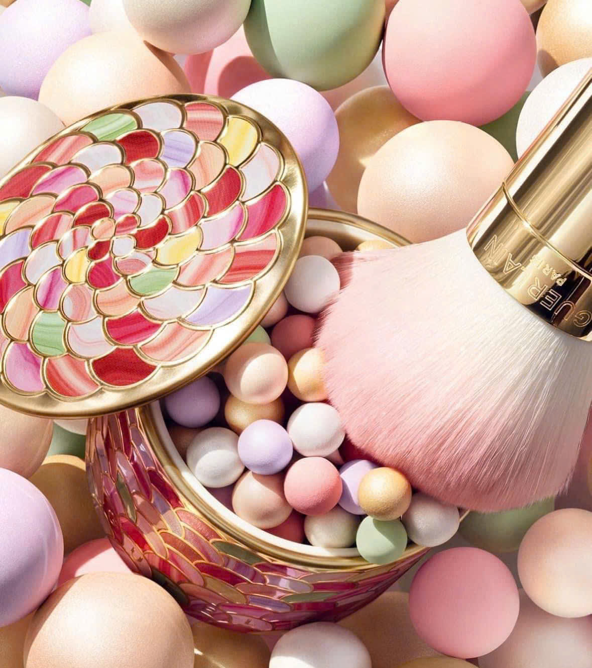 Sở hữu son siêu xịn đến từ thương hiệu Uni