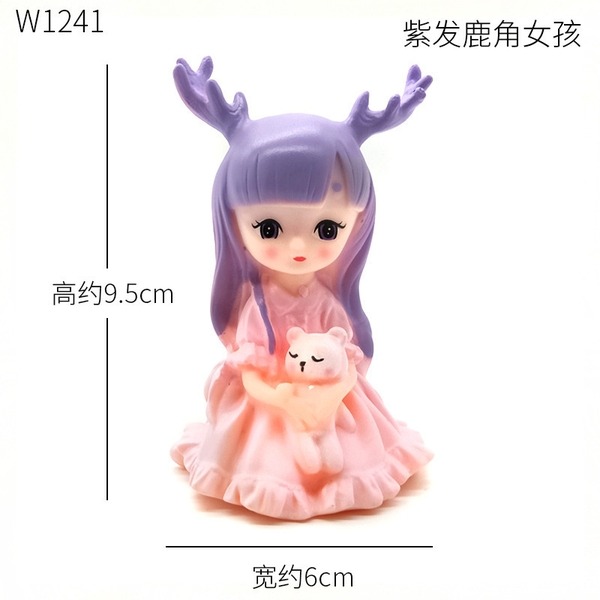 Em bé sừng