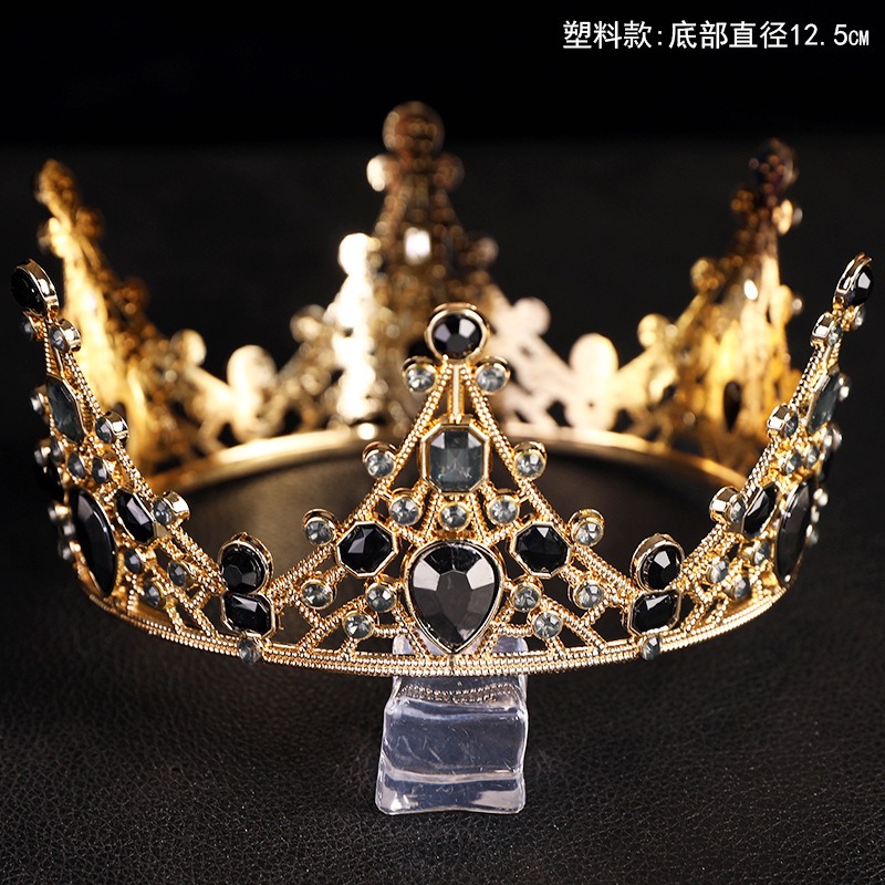 Vương miện đính đá