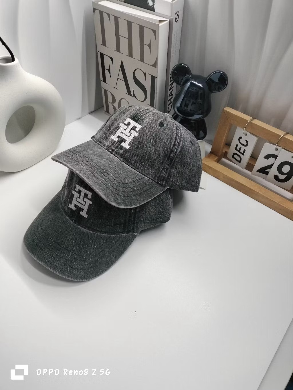 CAP Tommy Hilfiger JEAN BLACK