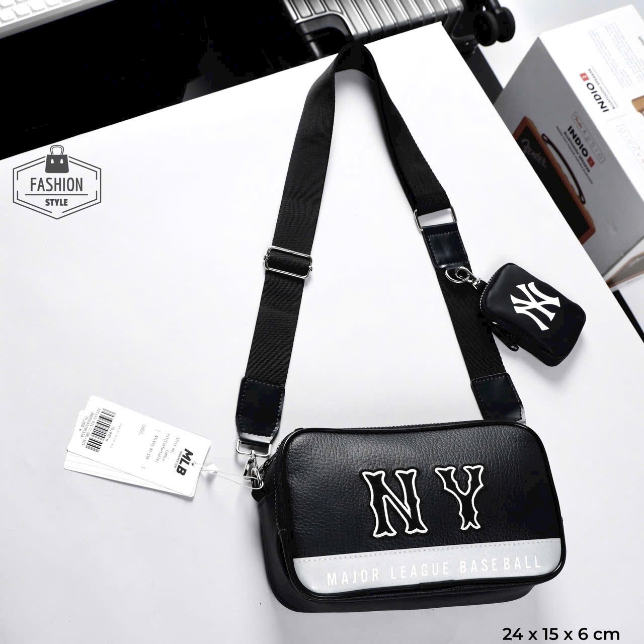 MLB NY MEGA OUTLINE LIGHT ( FORM NGANG )