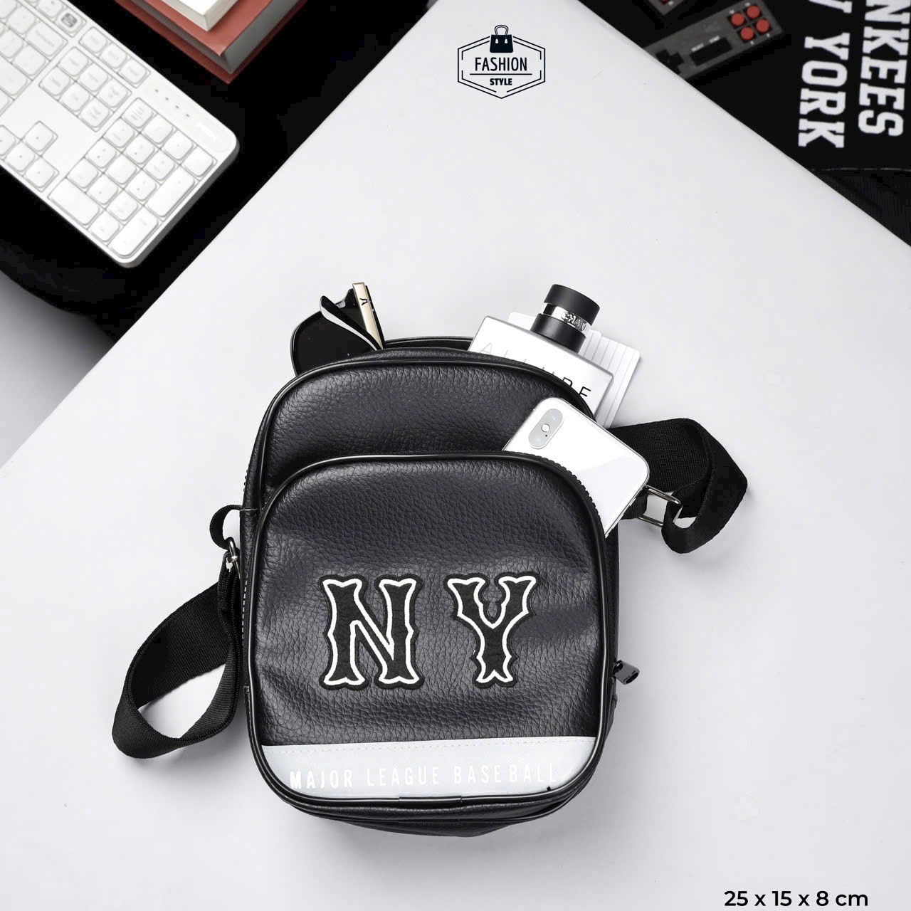 MLB NY MEGA OUTLINE LIGHT ( FORM ĐỨNG )