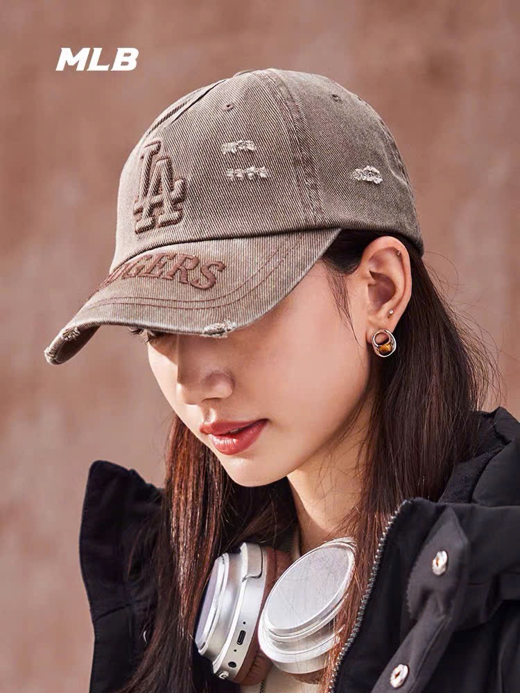 CAP MLB EMBOSSED BROWN