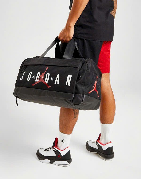 TÚI TRỐNG NIKE JORDAN ĐEN