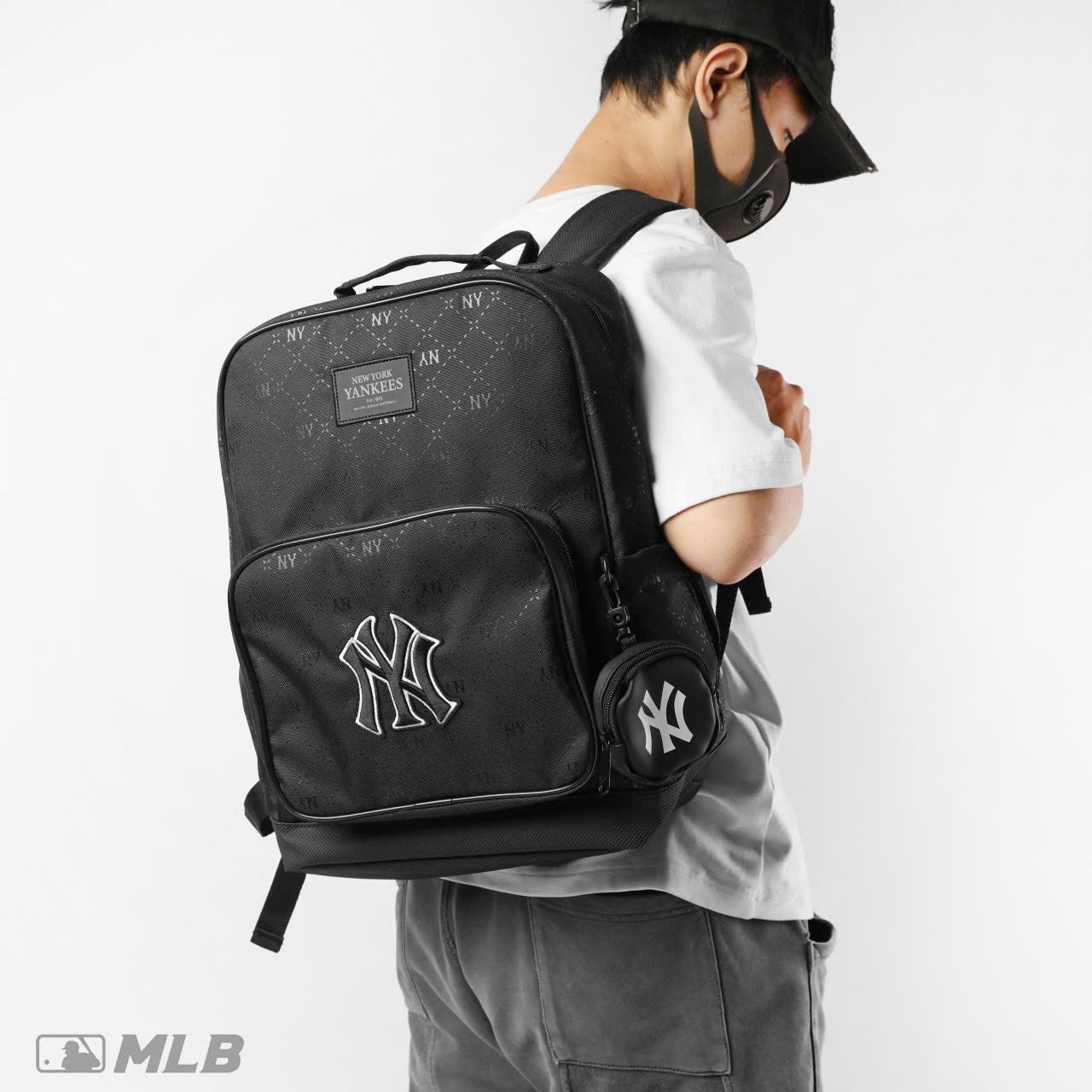 MLB MONOGRAM BLACK PRINT
