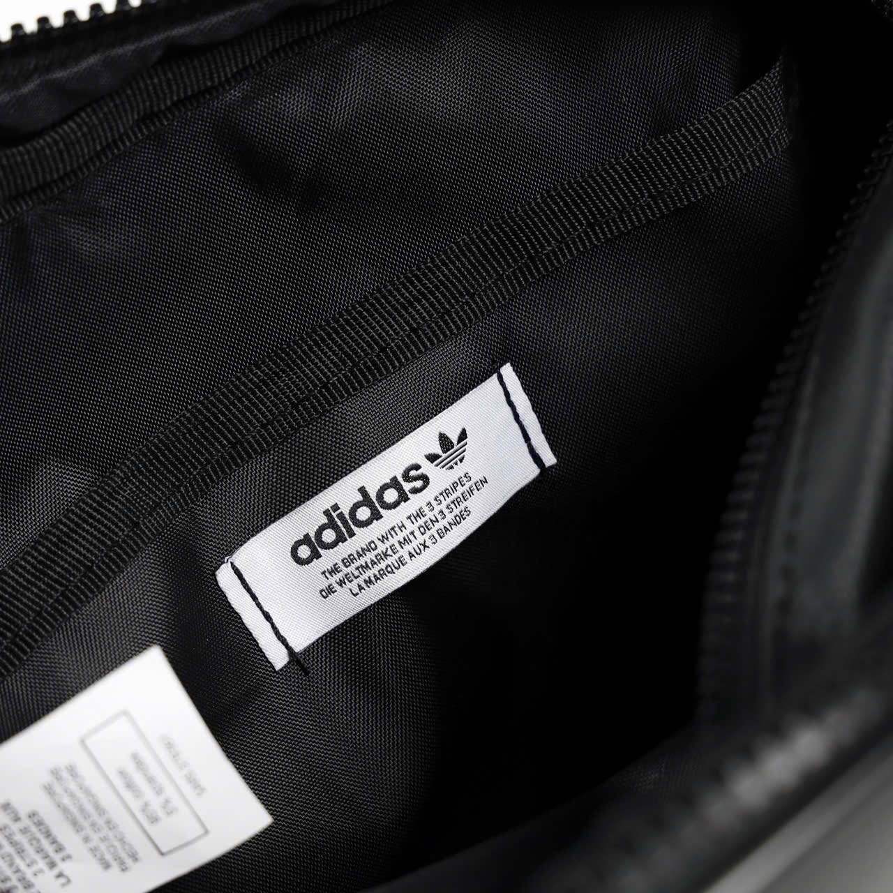 ADIDAS POLYURETHANE EDEMA TREFOIL SATCHEL