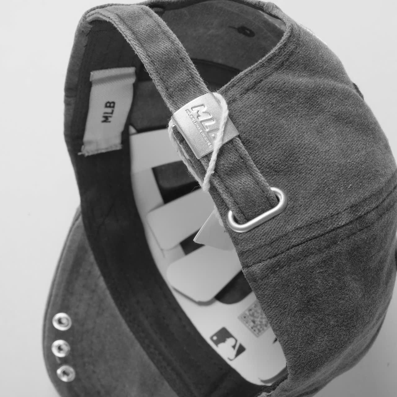 CAP MLB JEWELRY GREY