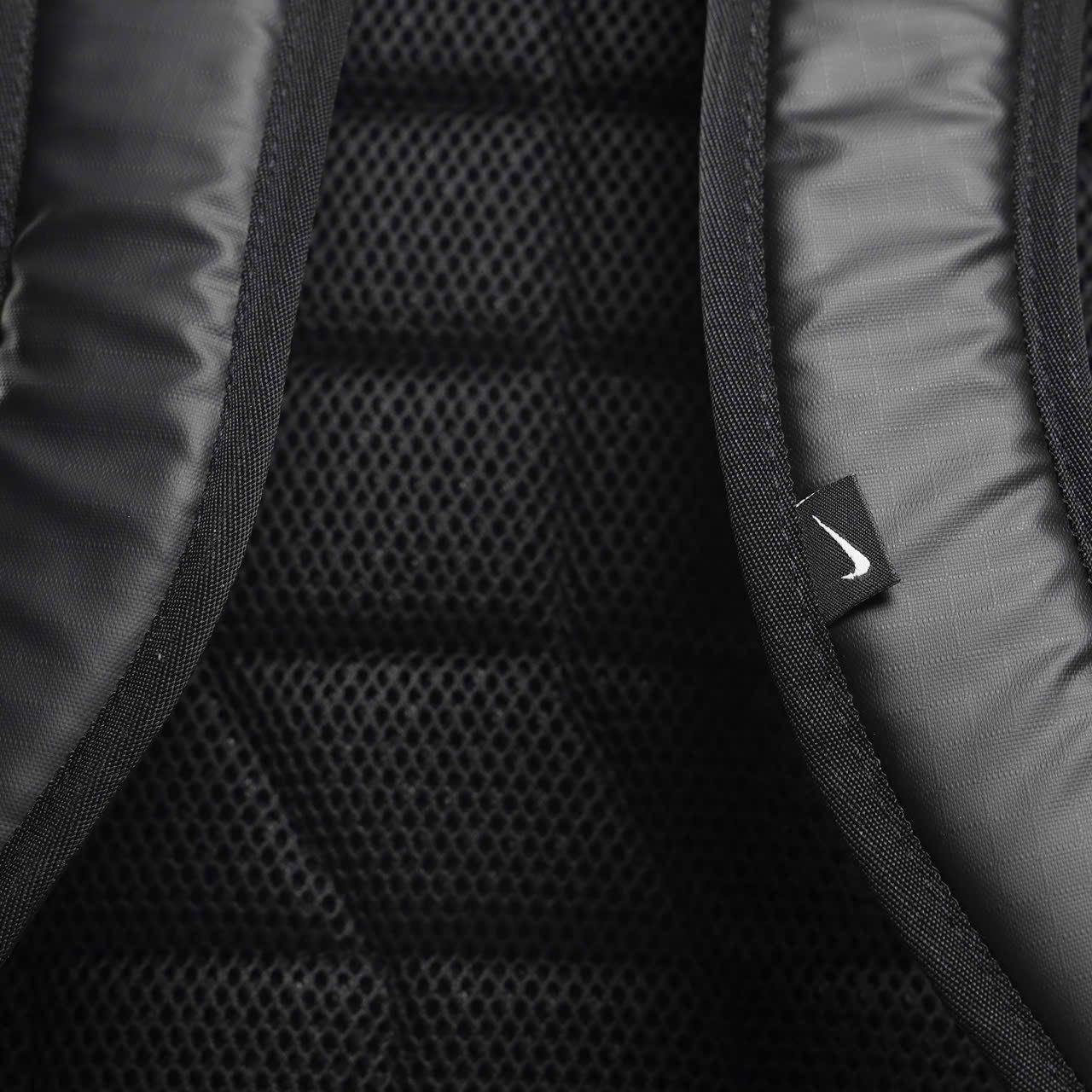 NIKE ELEMENTAL 72 WATERPROOF
