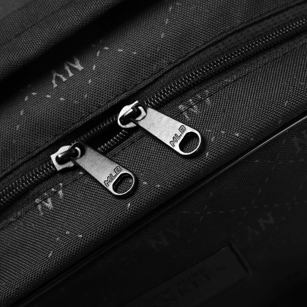 MLB MONOGRAM BLACK PRINT