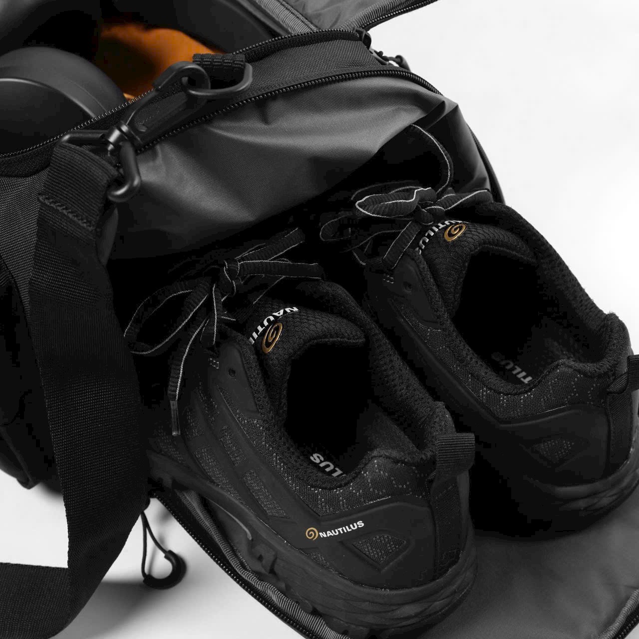 NK UTILITY 2-BOX BAG