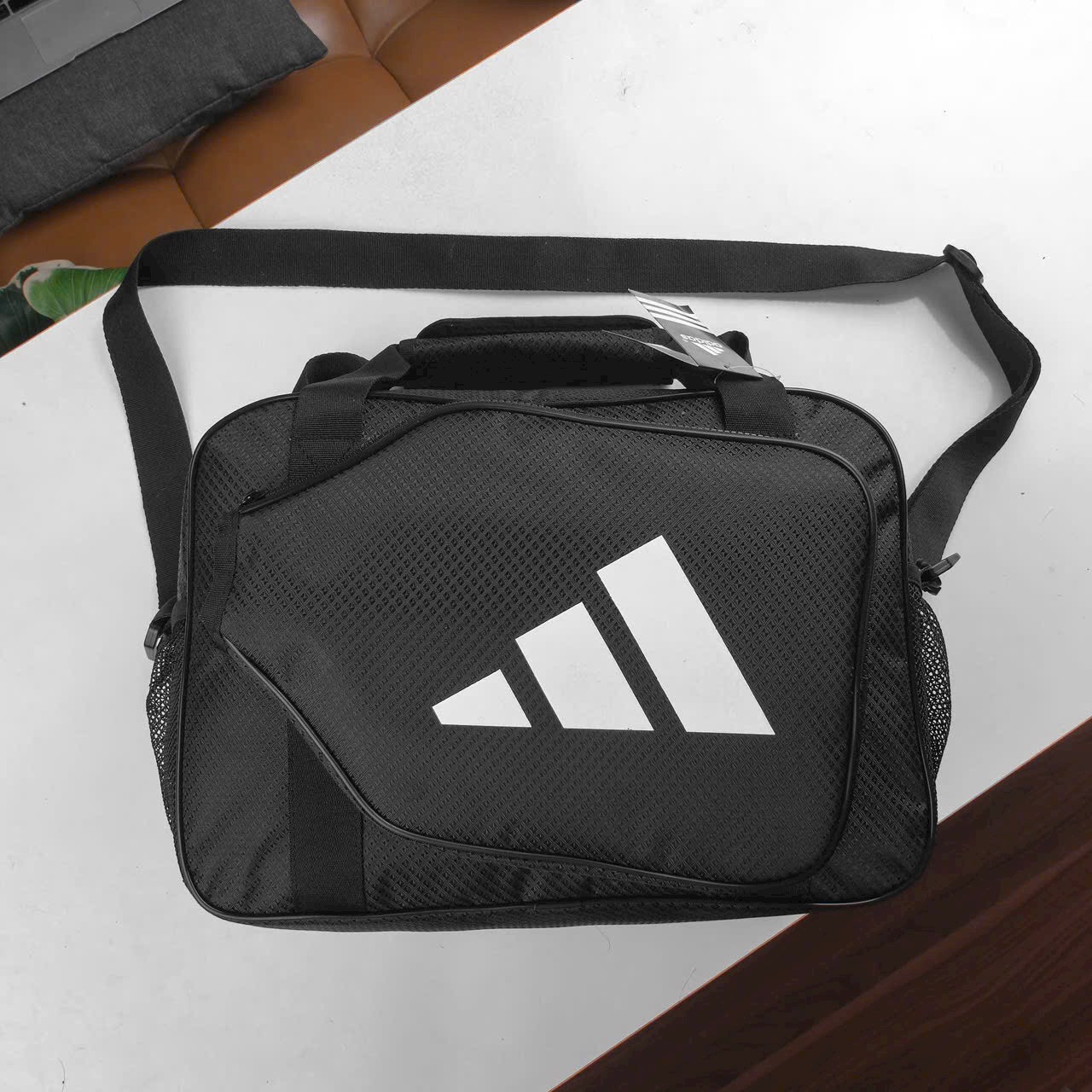PICKLEBALL ADIDAS CANVAS MATERIAL
