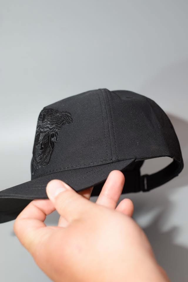 CAP VERSACE BLACK