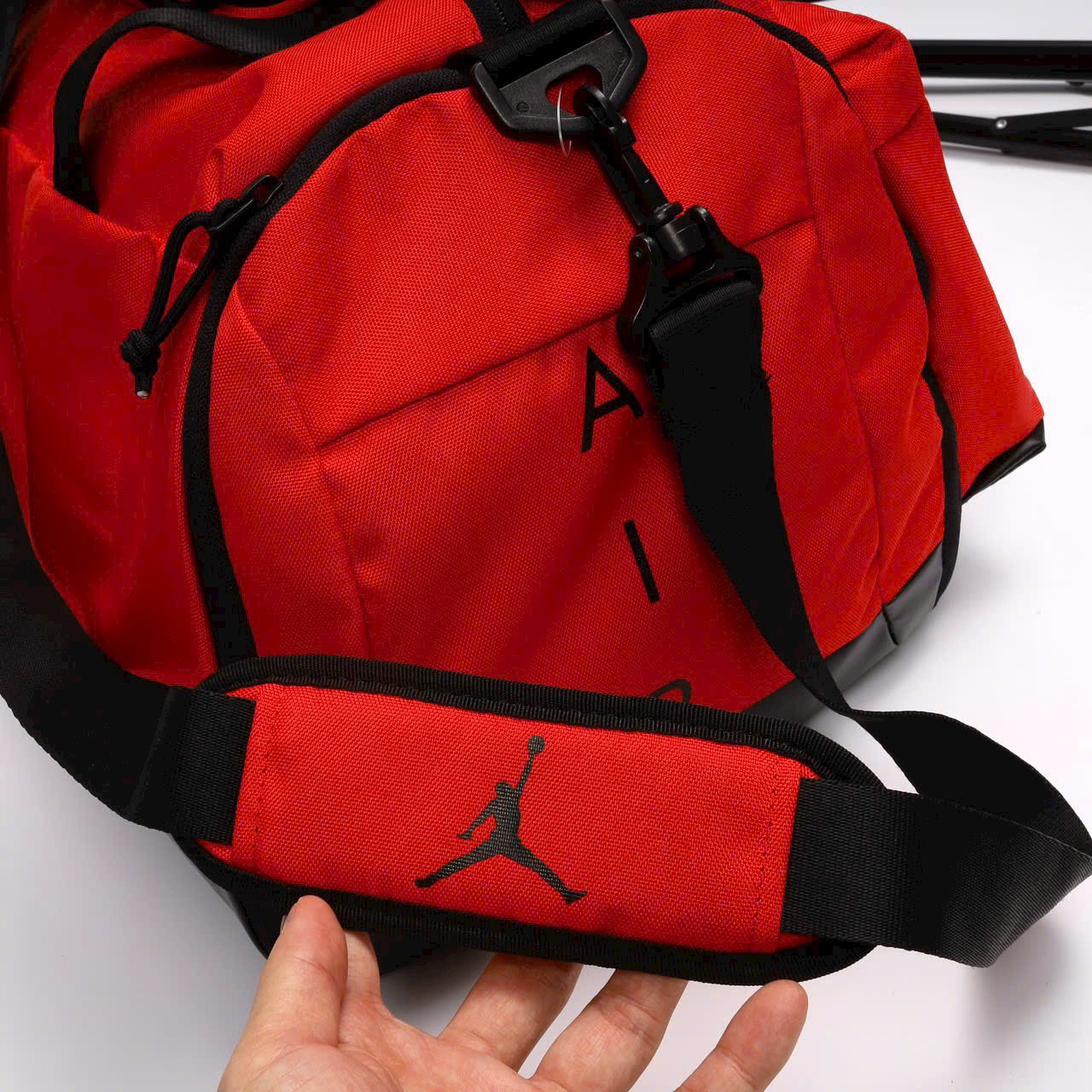 TÚI TRỐNG NIKE JORDAN ĐỎ CAM