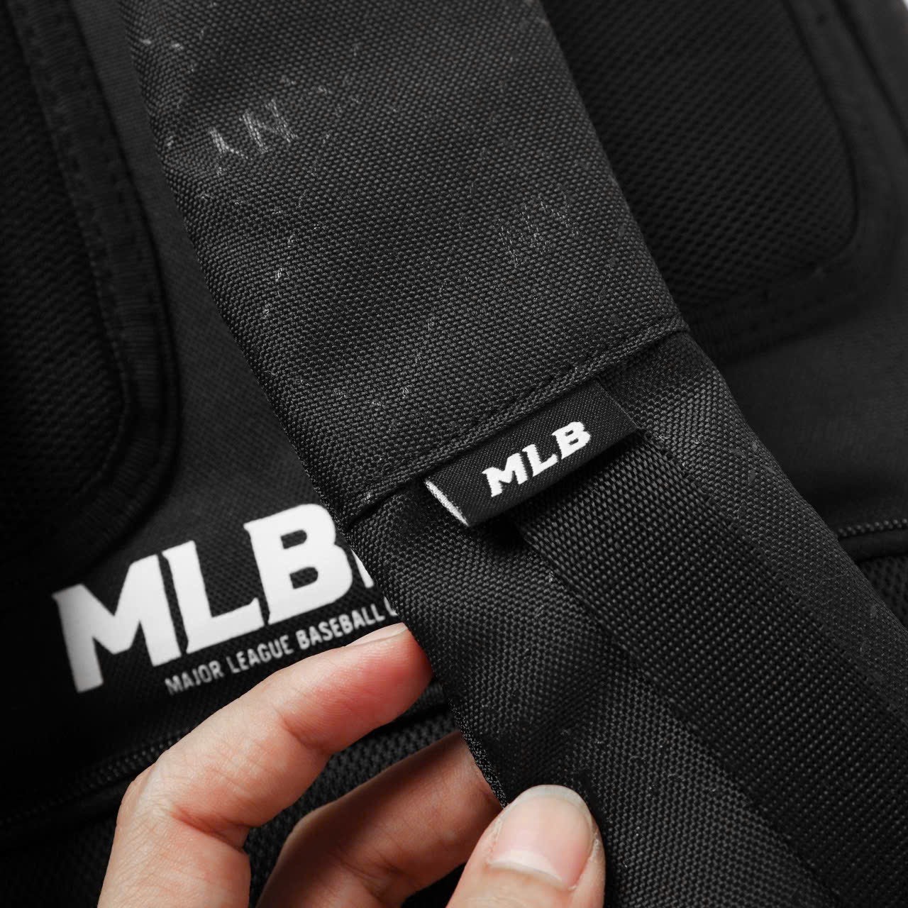 MLB MONOGRAM BLACK PRINT