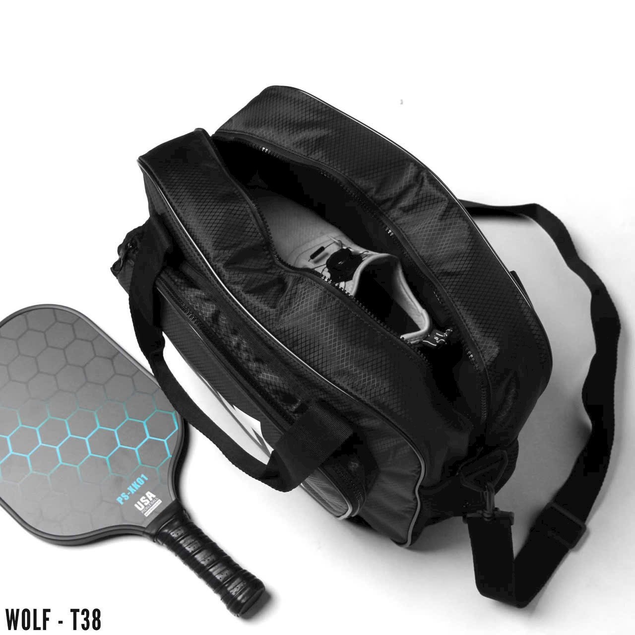 PICKLEBALL ADIDAS CANVAS MATERIAL