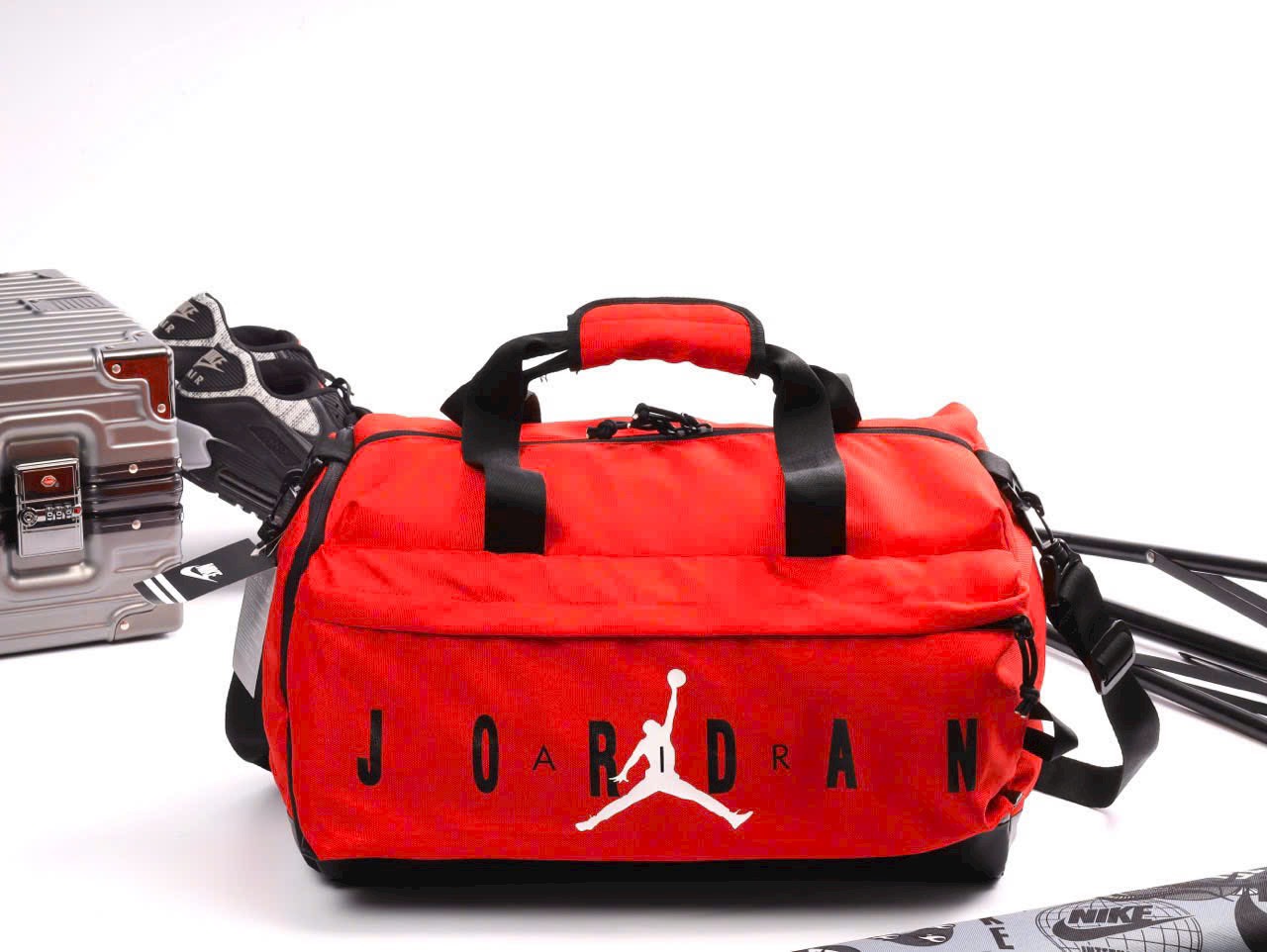 TÚI TRỐNG NIKE JORDAN ĐỎ CAM