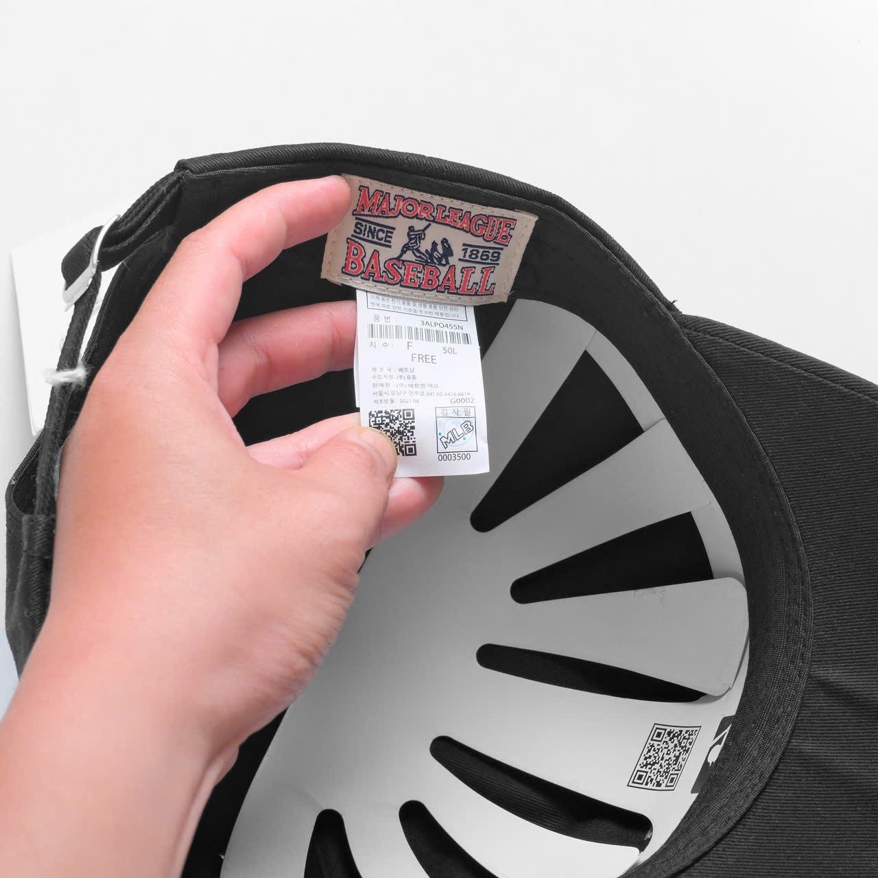 CAP MLB WHITE 02215